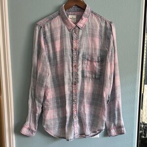 American Eagle Outfitters Casual Pink and Gray Plaid Shirt